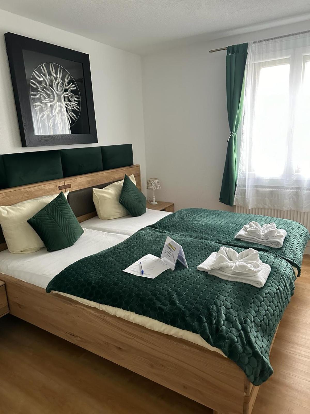 באמברג Hotel Zum Goldenen Anker מראה חיצוני תמונה