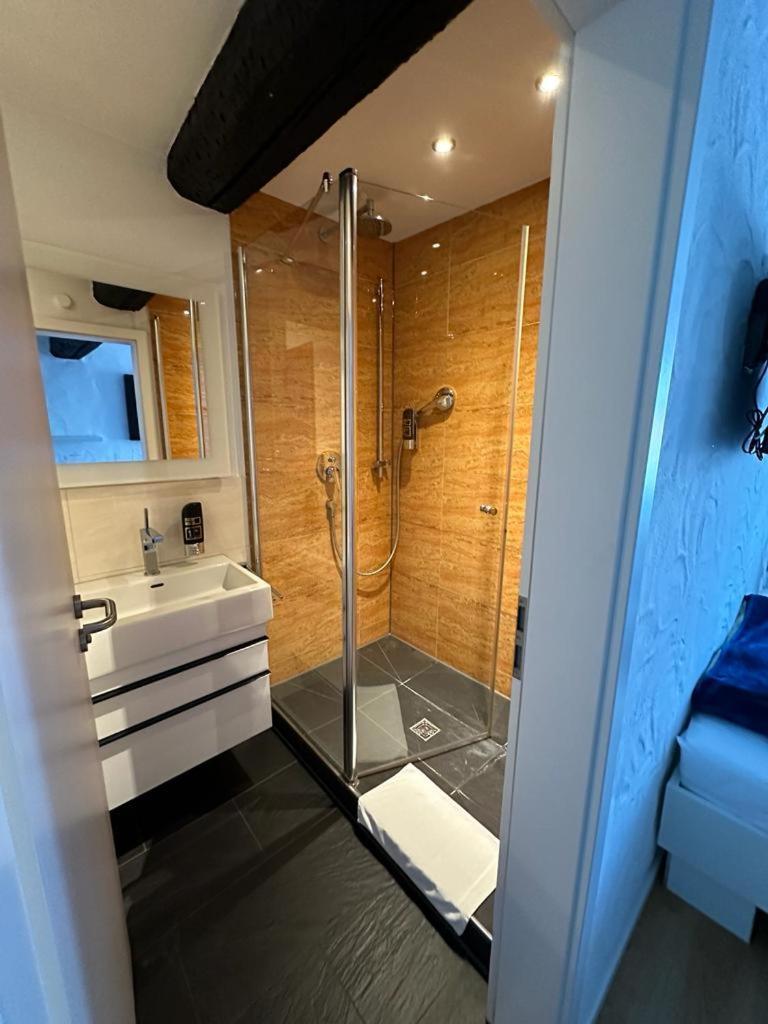 באמברג Hotel Zum Goldenen Anker מראה חיצוני תמונה