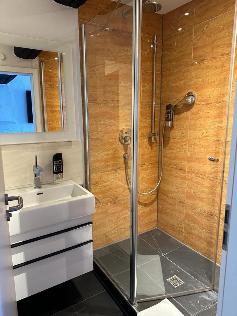 באמברג Hotel Zum Goldenen Anker מראה חיצוני תמונה