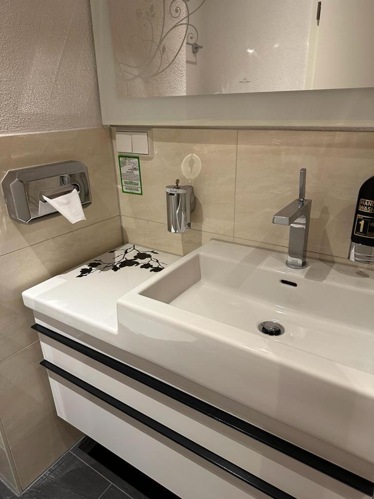 באמברג Hotel Zum Goldenen Anker מראה חיצוני תמונה