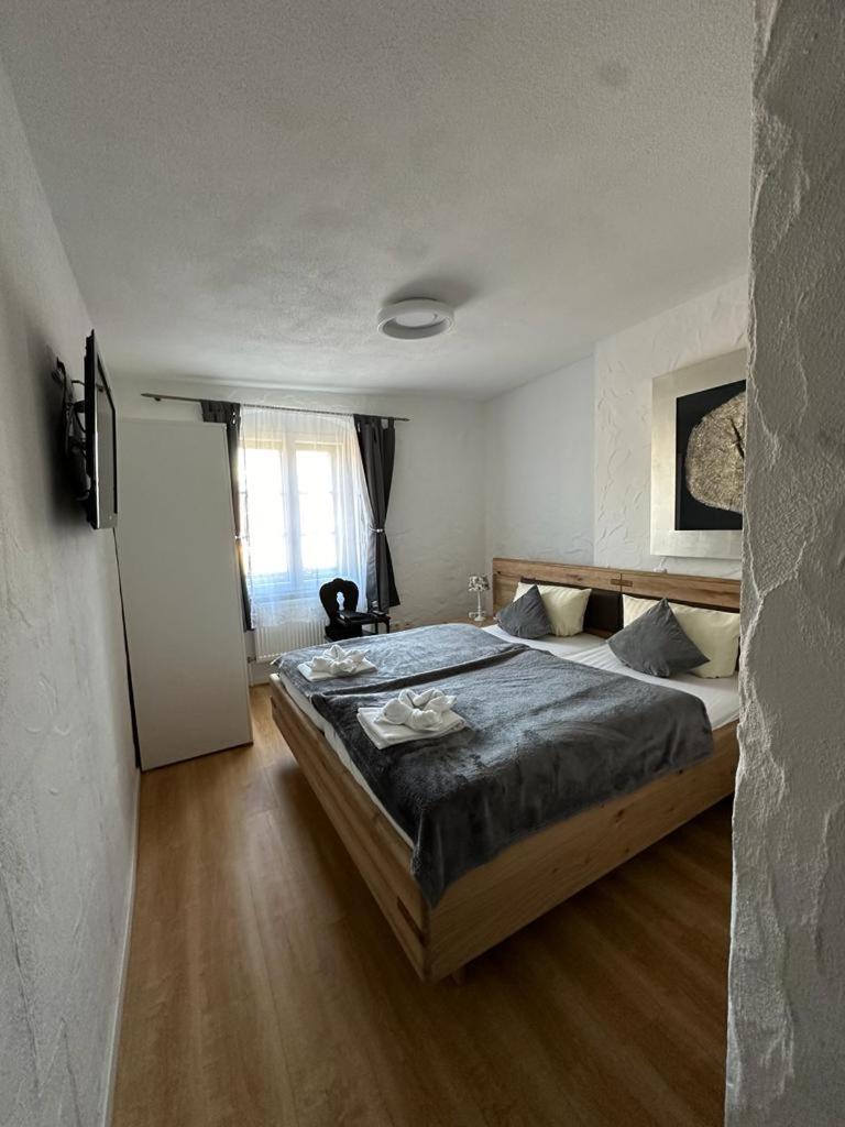 באמברג Hotel Zum Goldenen Anker מראה חיצוני תמונה