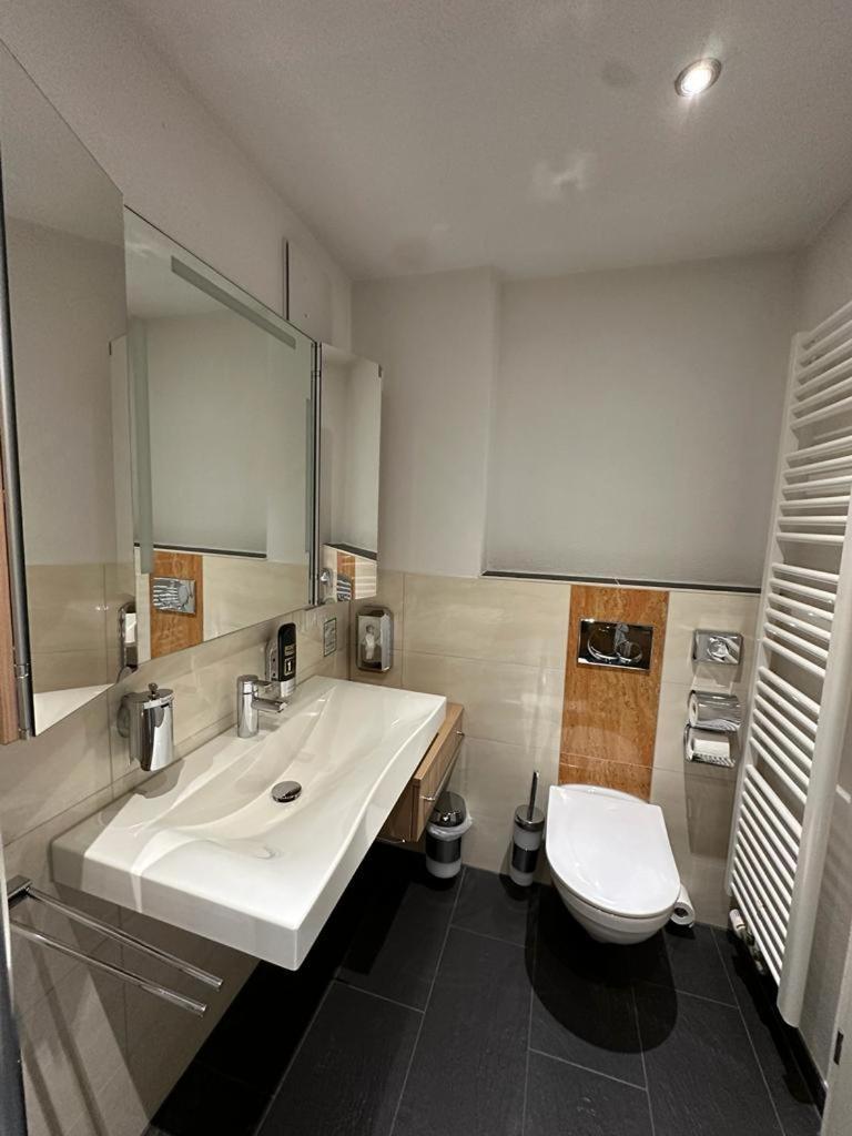 באמברג Hotel Zum Goldenen Anker מראה חיצוני תמונה