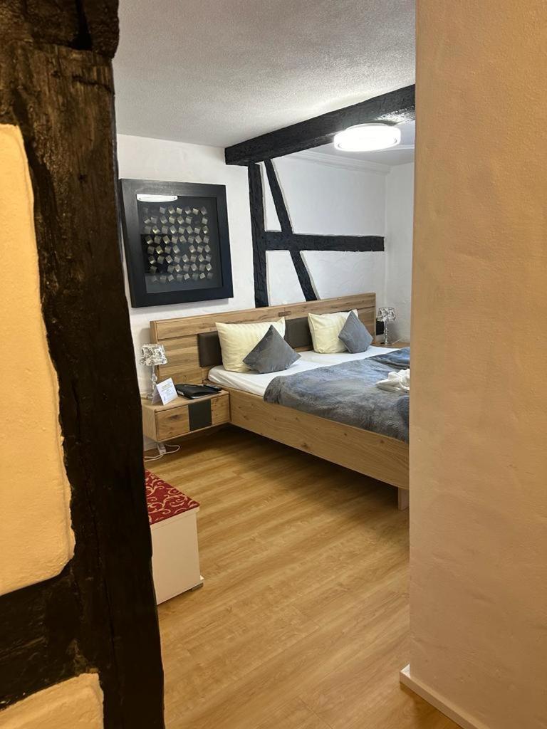 באמברג Hotel Zum Goldenen Anker מראה חיצוני תמונה